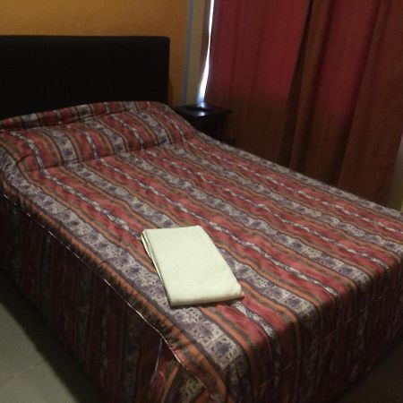 Hotel La Potiniere Schaerbeek Bagian luar foto