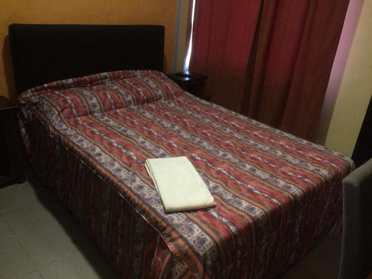 Hotel La Potiniere Schaerbeek Bagian luar foto